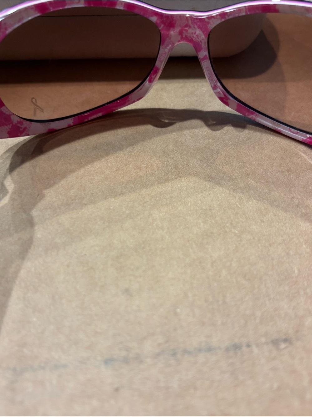 Oakley Dangerous Breast Cancer Awareness Sunglasses - Picture 5 of 8